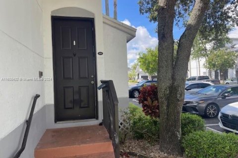 Townhouse in Sunrise, Florida 3 bedrooms, 119.38 sq.m. № 1238112 - photo 2