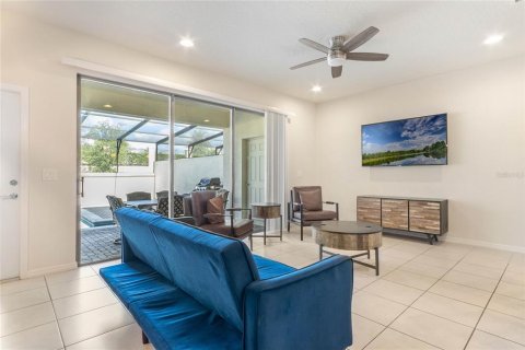 Touwnhouse à vendre à Kissimmee, Floride: 5 chambres, 210.24 m2 № 1335565 - photo 6