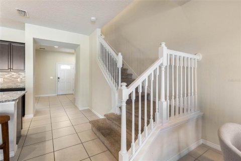 Touwnhouse à vendre à Kissimmee, Floride: 5 chambres, 210.24 m2 № 1335565 - photo 4