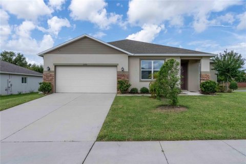 Villa ou maison à vendre à Apopka, Floride: 3 chambres, 246.1 m2 № 1344258 - photo 1