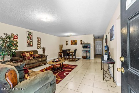 Casa en venta en Jacksonville, Florida, 4 dormitorios, 149.94 m2 № 771394 - foto 4