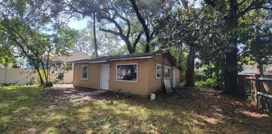 House in Jacksonville, Florida 3 bedrooms, 67.63 sq.m. № 778771