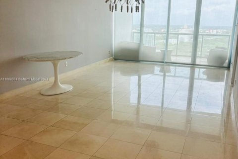 Condominio en venta en Miami, Florida, 2 dormitorios, 109.07 m2 № 1384498 - foto 4