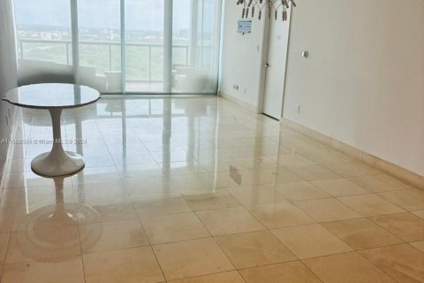 Condominio en venta en Miami, Florida, 2 dormitorios, 109.07 m2 № 1384498 - foto 3