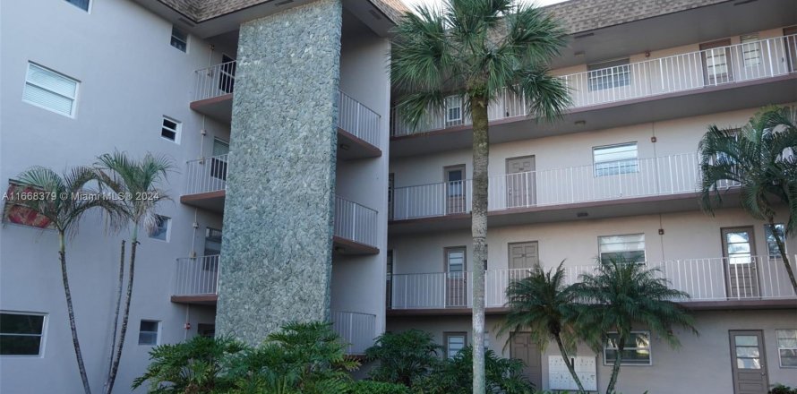 Condo in Davie, Florida, 2 bedrooms  № 1384410