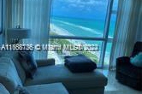 Apartamento en alquiler en Miami Beach, Florida, 1 dormitorio, 61.5 m2 № 1384451 - foto 4