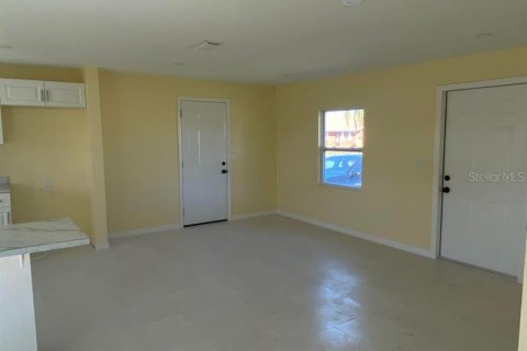 Casa en venta en Okeechobee, Florida, 3 dormitorios, 96.06 m2 № 881357 - foto 13