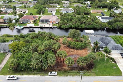 Terreno en venta en Port Charlotte, Florida № 251611 - foto 15