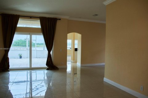 Villa ou maison à vendre à Weston, Floride: 4 chambres, 192.59 m2 № 1423583 - photo 8