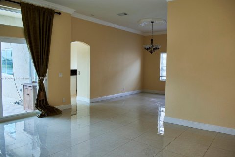 Villa ou maison à vendre à Weston, Floride: 4 chambres, 192.59 m2 № 1423583 - photo 7