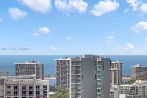 Condominio en venta en Miami, Florida, 2 dormitorios, 116.59 m2 № 1428002 - foto 17