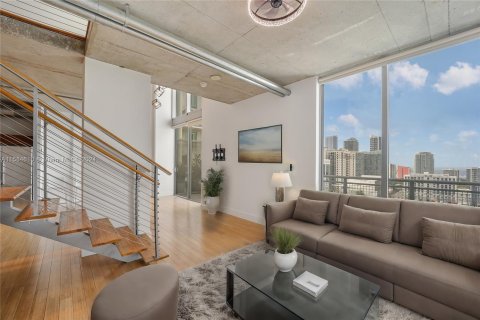 Condominio en venta en Miami, Florida, 2 dormitorios, 116.59 m2 № 1428002 - foto 2