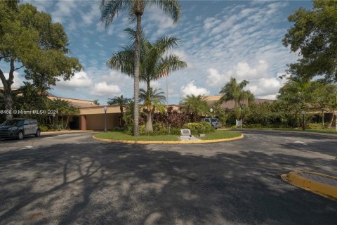 Condo in Sunrise, Florida, 2 bedrooms  № 1381937 - photo 20