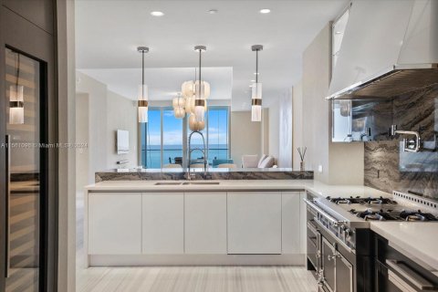 Copropriété à vendre à Sunny Isles Beach, Floride: 4 chambres, 305.37 m2 № 1096066 - photo 7