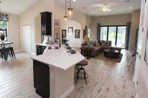 Townhouse in TEA OLIVE TERRACE AT THE FAIRWAYS in Palmetto, Florida 3 bedrooms, 194 sq.m. № 178510 - photo 2