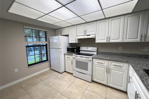 Copropriété à louer à Sarasota, Floride: 2 chambres, 99.59 m2 № 1356389 - photo 2