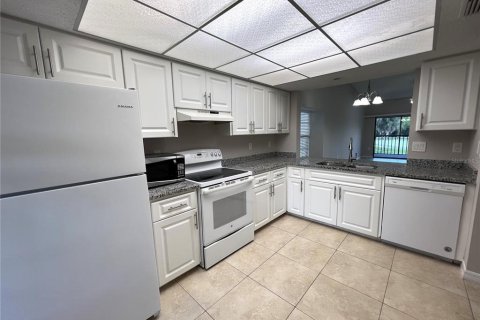 Copropriété à louer à Sarasota, Floride: 2 chambres, 99.59 m2 № 1356389 - photo 3