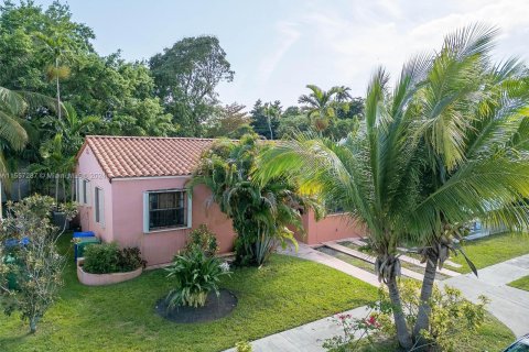 Villa ou maison à vendre à Miami, Floride: 2 chambres, 86.49 m2 № 1080332 - photo 21