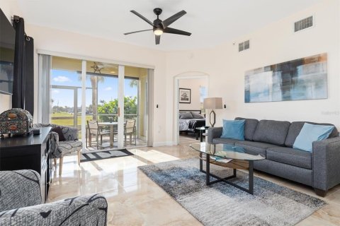 Copropriété à vendre à Punta Gorda, Floride: 2 chambres, 121.98 m2 № 1137395 - photo 7