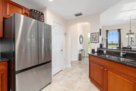 Copropriété à vendre à Punta Gorda, Floride: 2 chambres, 121.98 m2 № 1137395 - photo 13