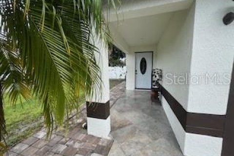 Villa ou maison à vendre à Orlando, Floride: 3 chambres, 159.33 m2 № 1385158 - photo 2