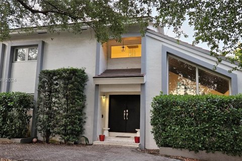 Casa en venta en Coral Gables, Florida, 3 dormitorios, 197.42 m2 № 1184618 - foto 5