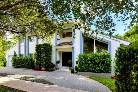 Villa ou maison à vendre à Coral Gables, Floride: 3 chambres, 197.42 m2 № 1184618 - photo 6