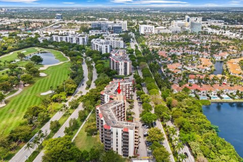 Condo in Miami, Florida, 2 bedrooms  № 1180142 - photo 4