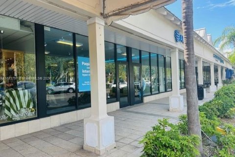 Propiedad comercial en venta en Key Biscayne, Florida № 1236000 - foto 3