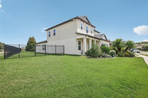 Villa ou maison à vendre à Wesley Chapel, Floride: 4 chambres, 274.9 m2 № 1324429 - photo 5