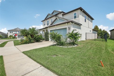 Villa ou maison à vendre à Wesley Chapel, Floride: 4 chambres, 274.9 m2 № 1324429 - photo 4