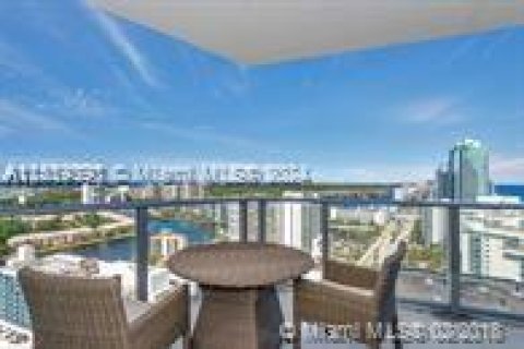 Condominio en venta en Hollywood, Florida, 1 dormitorio, 80.73 m2 № 1081042 - foto 16