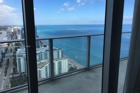 Copropriété à vendre à Hollywood, Floride: 1 chambre, 80.73 m2 № 1081042 - photo 11