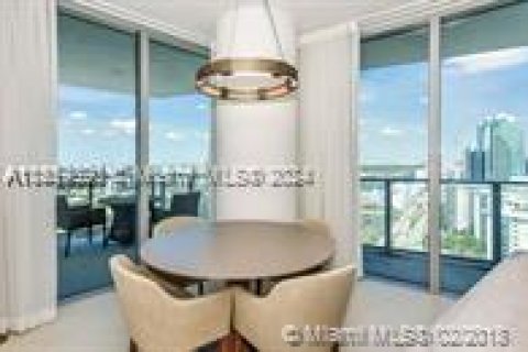 Condominio en venta en Hollywood, Florida, 1 dormitorio, 80.73 m2 № 1081042 - foto 17