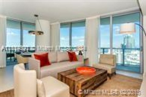 Condominio en venta en Hollywood, Florida, 1 dormitorio, 80.73 m2 № 1081042 - foto 21