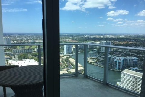 Condominio en venta en Hollywood, Florida, 1 dormitorio, 80.73 m2 № 1081042 - foto 9