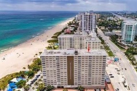 Copropriété à vendre à Pompano Beach, Floride: 2 chambres, 102.19 m2 № 989300 - photo 9