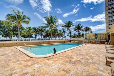 Copropriété à vendre à Pompano Beach, Floride: 2 chambres, 102.19 m2 № 989300 - photo 12