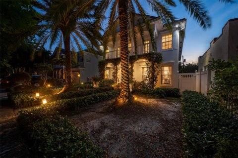 Villa ou maison à vendre à Fort Lauderdale, Floride: 4 chambres, 302.86 m2 № 1080793 - photo 27