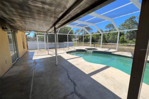 Casa en venta en Lehigh Acres, Florida, 4 dormitorios, 208.01 m2 № 1109027 - foto 15