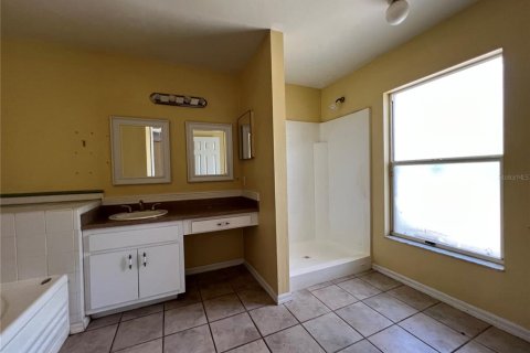 Casa en venta en Lehigh Acres, Florida, 4 dormitorios, 208.01 m2 № 1109027 - foto 9
