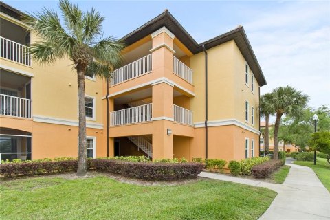 Copropriété à vendre à Orlando, Floride: 3 chambres, 122.45 m2 № 1108986 - photo 2