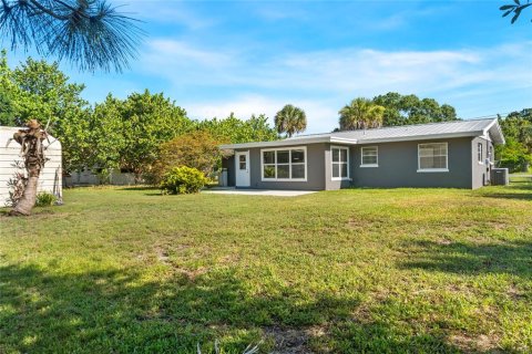 Casa en venta en Vero Beach, Florida, 2 dormitorios, 136.94 m2 № 1246732 - foto 3