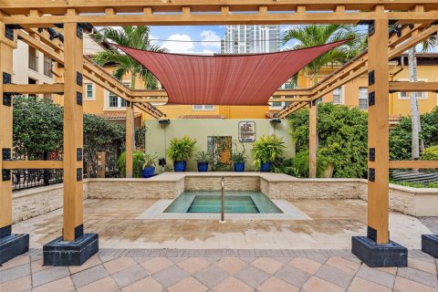 Condominio en venta en Saint Petersburg, Florida, 1 dormitorio, 69.03 m2 № 1337750 - foto 17