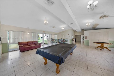 Condo in Hallandale Beach, Florida, 1 bedroom  № 1391704 - photo 29