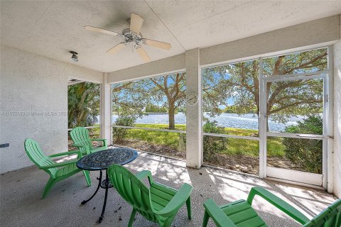 Villa ou maison à vendre à Jupiter, Floride: 4 chambres, 289.39 m2 № 1293651 - photo 9