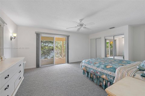 Villa ou maison à vendre à Jupiter, Floride: 4 chambres, 289.39 m2 № 1293651 - photo 20