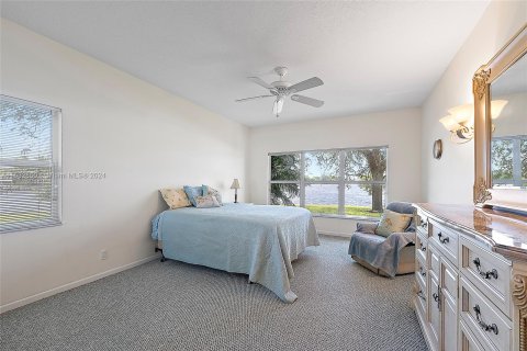 Villa ou maison à vendre à Jupiter, Floride: 4 chambres, 289.39 m2 № 1293651 - photo 16