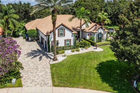 Villa ou maison à vendre à Orlando, Floride: 4 chambres, 306.76 m2 № 1371260 - photo 1