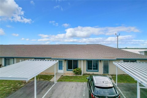 Condominio en venta en Winter Haven, Florida, 3 dormitorios, 99.68 m2 № 1383926 - foto 5